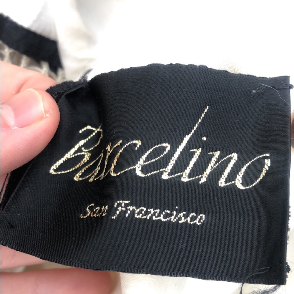 Designer seldom sweater - Picture 9 of 9